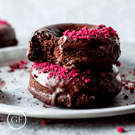 *Clean Cheatz: Chocolate Raspberry Clean Cheatz 4 Pack Donuts meal prep - Mother of Macros