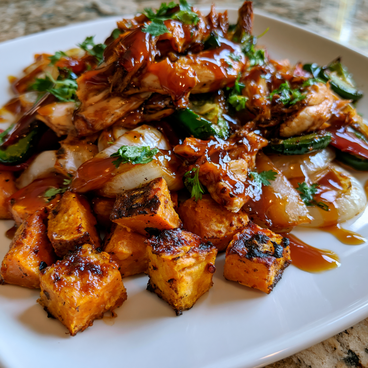 *Hot Honey Shredded Chicken Bowl meal prep - Mother of Macros