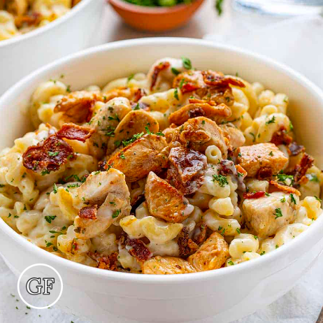 *Chicken Bacon Ranch Mac Image