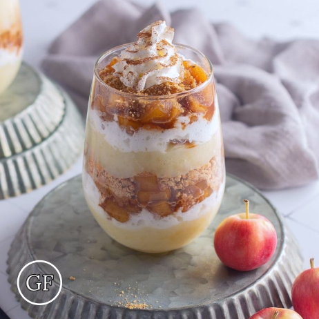 *Clean Cheatz: Apple Pie Parfait