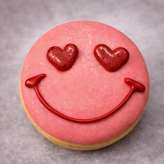 *Clean Cheatz: Love-Struck Sugar Cookie