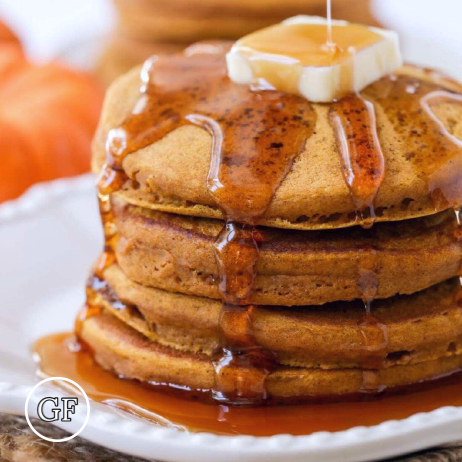Pumpkin Streusel Protein Pancakes - Mother of Macros